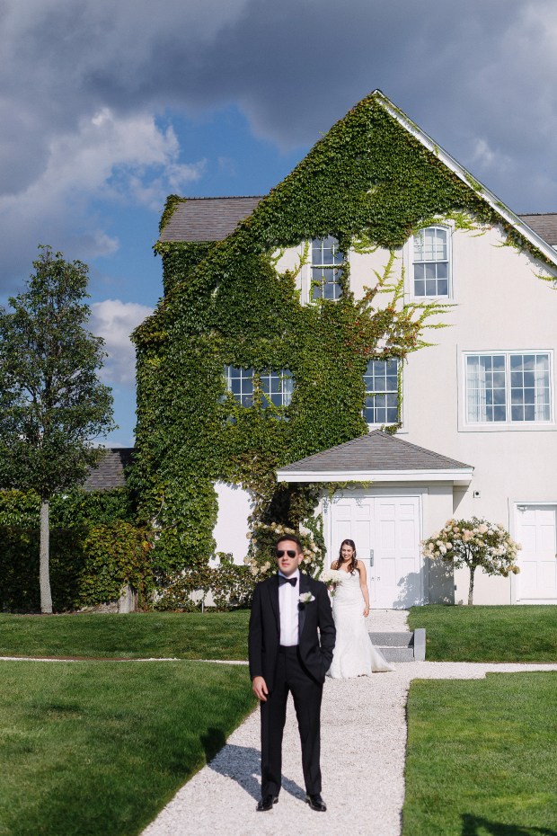 Jacki and Michael's Belle Mer Wedding on The Newport Bride