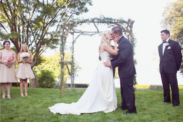 Thomas_Clark_DreamlovePhotography_glenmanorhouserusticwedding095_low