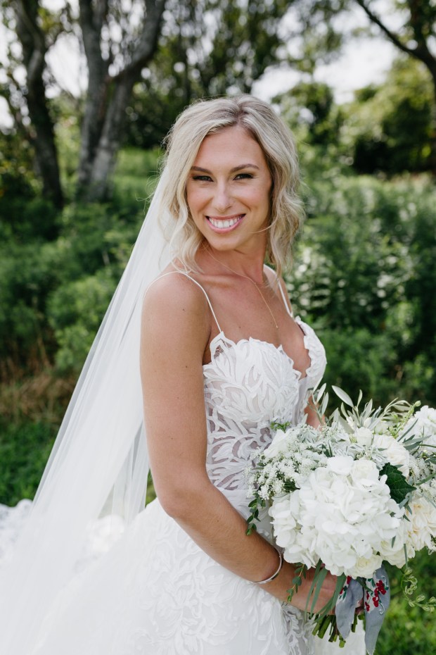 Galasso_Oleynick_BeetampBlossom_HayleyMike06Portraits28