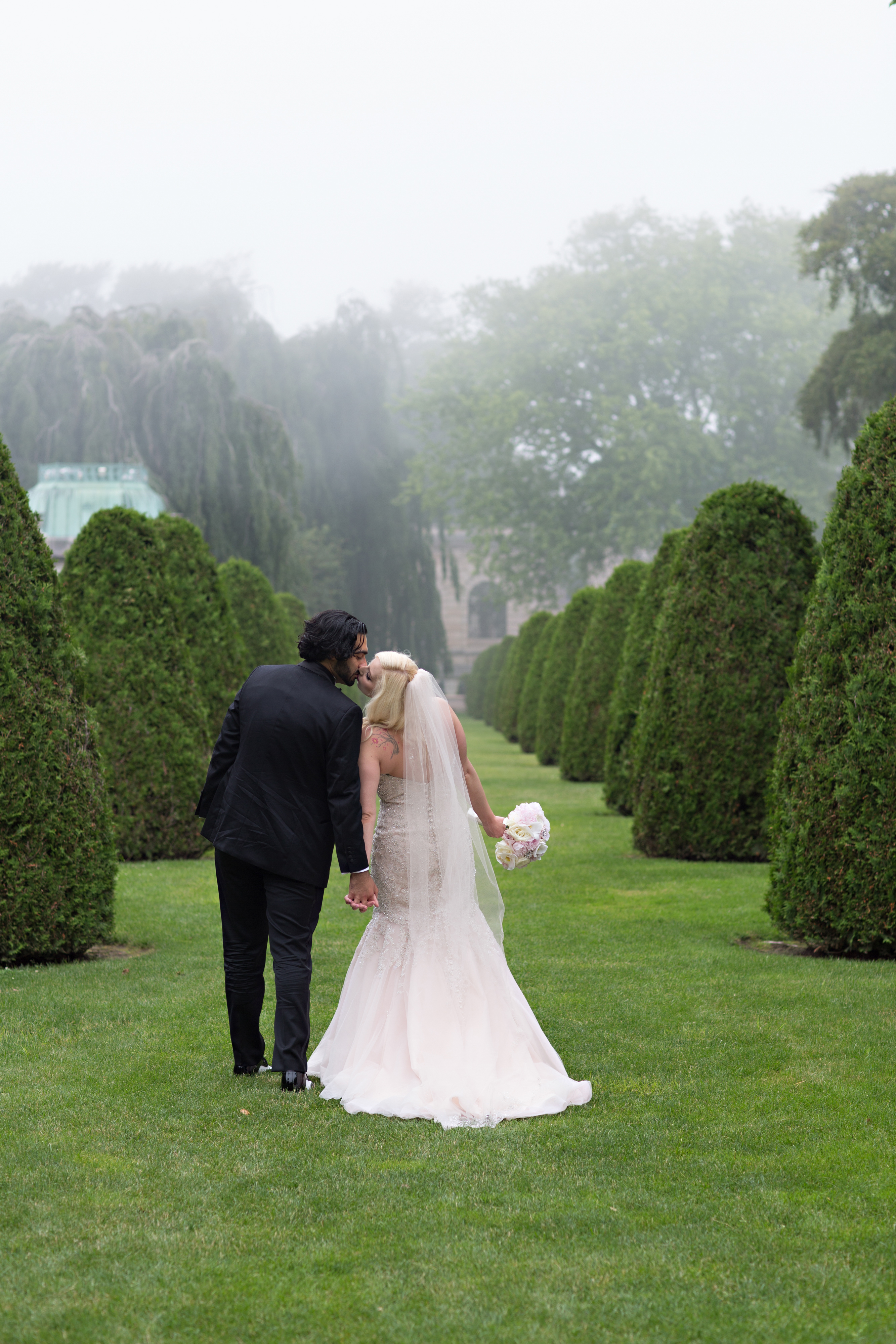 Ariana and Elie's Blush Toned Rosecliff Wedding on The Newport Bride a Rhode Island Wedding Blog