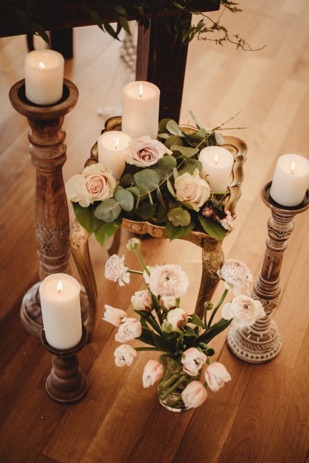 Elegant & Romantic Styled Bridal Shoot in Newport Venue Finishing at Jamestown Cliffs_Harlow & Stone Studios_HSS2522_big