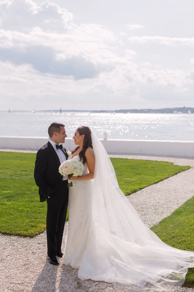 Jacki and Michael's Belle Mer Wedding on The Newport Bride