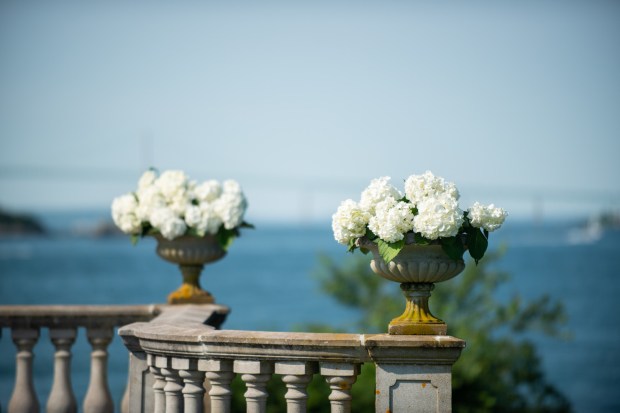 Jason_Stacy_dani_big. fine photography & image studio_STACYJASONDANIFINEWEDDINGSCASTLEHILLINBOHLINNEWPORTRHODEISLAND0552