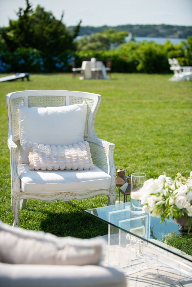 Jason_Stacy_dani_big. fine photography & image studio_STACYJASONDANIFINEWEDDINGSCASTLEHILLINBOHLINNEWPORTRHODEISLAND0568