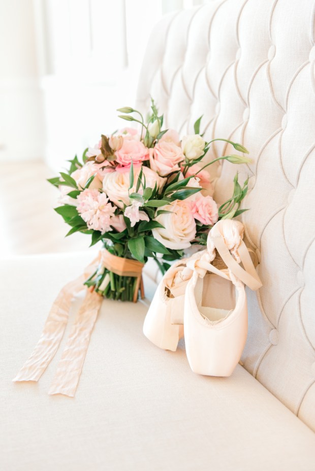 Blush Romantic Ballerina Bridal_Alicia Ann Photographie_blushballerinabridalnewportweddingphotography50_big