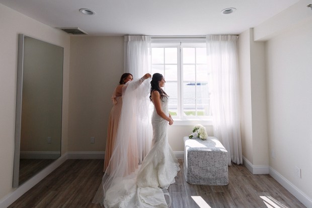 Jacki and Michael's Belle Mer Wedding on The Newport Bride