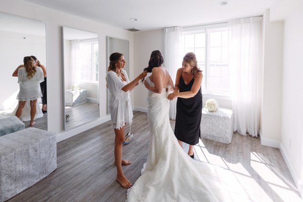 Jacki and Michael's Belle Mer Wedding on The Newport Bride