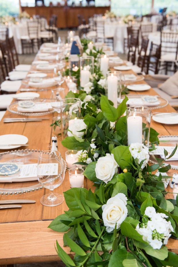 Dusel_Dusel_TwoAdventurousSouls_091418PaigeStephenwedding313_big