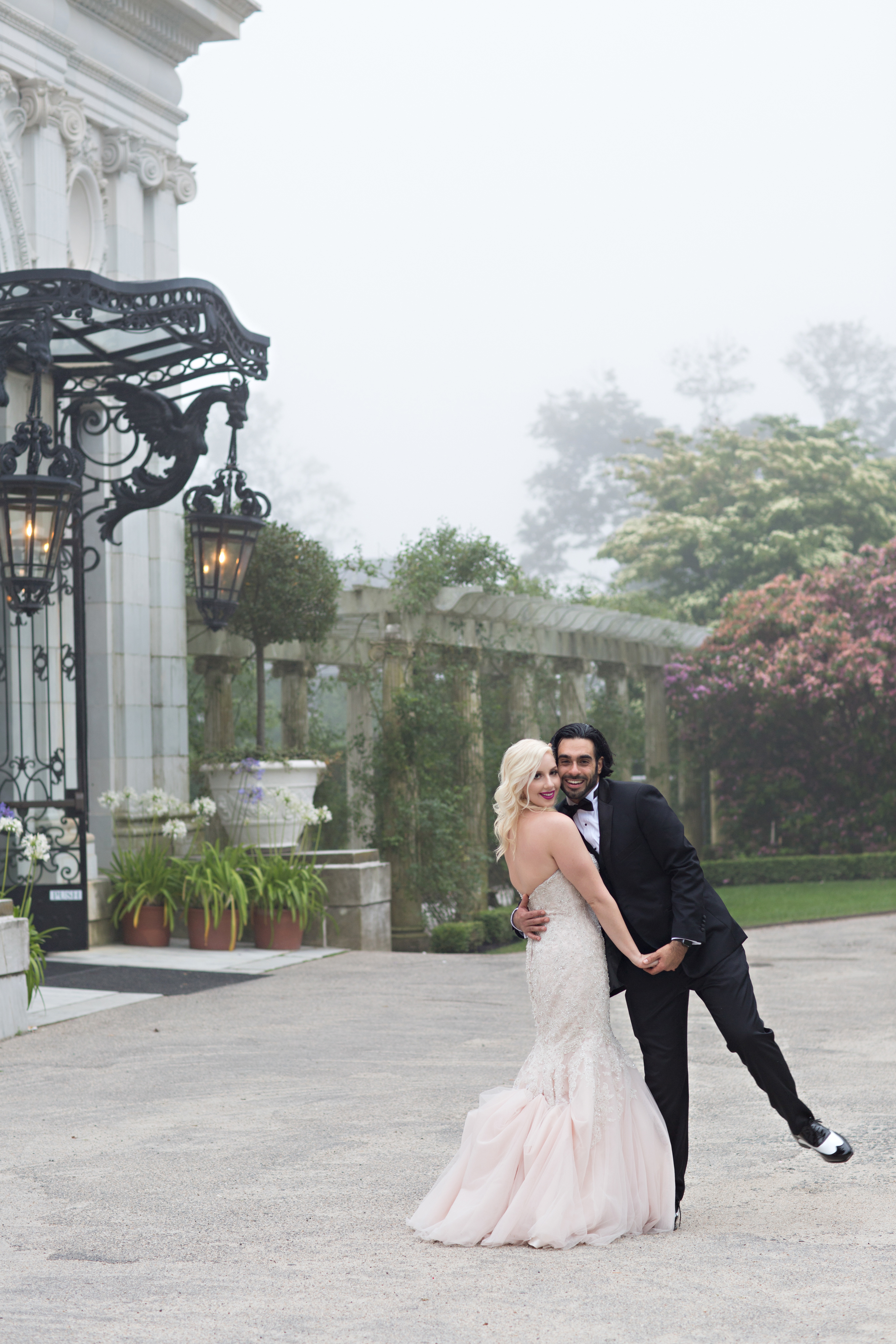 Adriana and Elie's Blush Toned Rosecliff Wedding on The Newport Bride a Rhode Island Wedding Blog