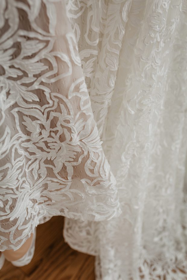 Galasso_Oleynick_BeetampBlossom_HayleyMike02GettingReady54