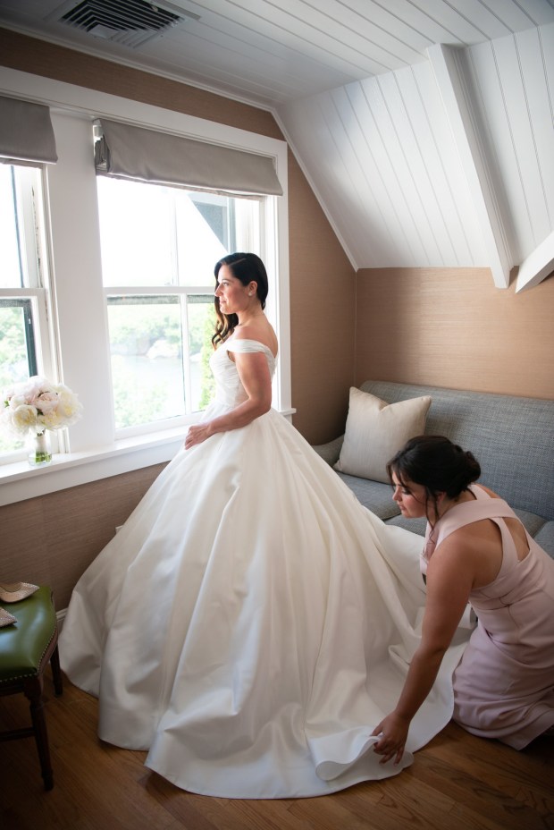 Jason_Stacy_dani_big. fine photography & image studio_STACYJASONDANIFINEWEDDINGSCASTLEHILLINBOHLINNEWPORTRHODEISLAND0147