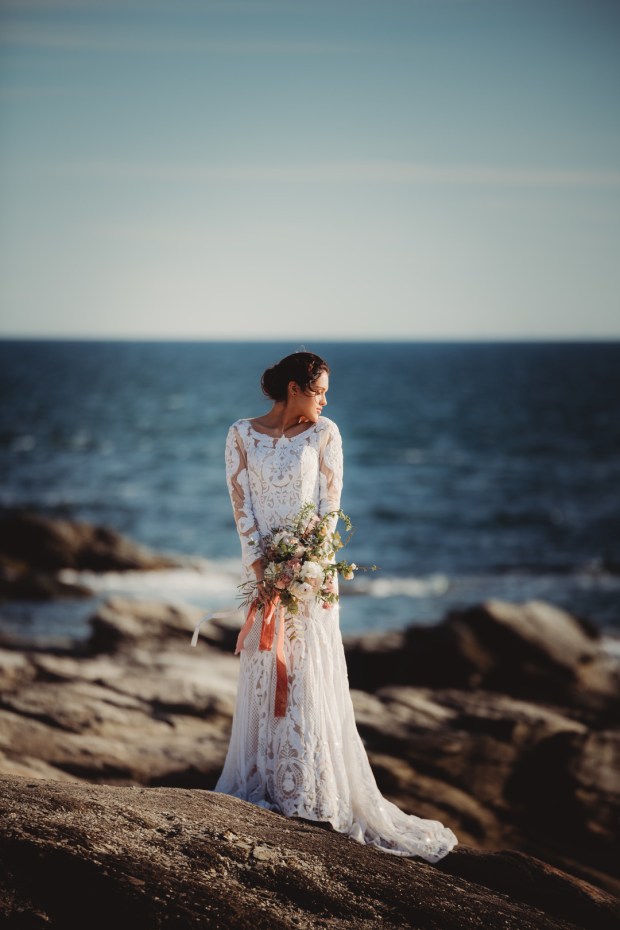 Elegant & Romantic Styled Bridal Shoot in Newport Venue Finishing at Jamestown Cliffs_Harlow & Stone Studios_HSS2798_big