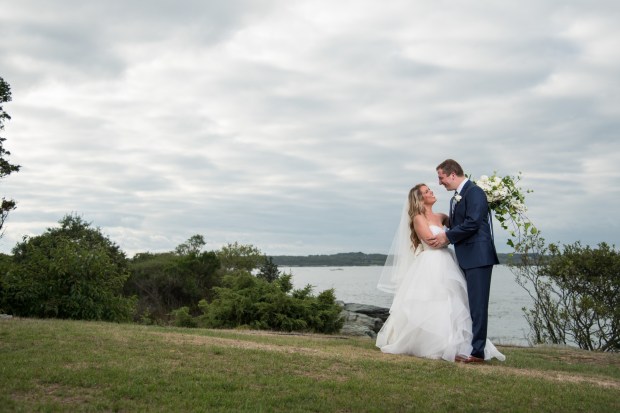 Dusel_Dusel_TwoAdventurousSouls_091418PaigeStephenwedding200_big