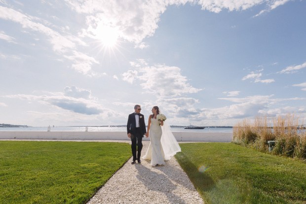 Jacki and Michael's Belle Mer Wedding on The Newport Bride