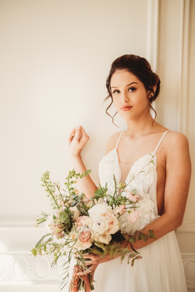 Elegant & Romantic Styled Bridal Shoot in Newport Venue Finishing at Jamestown Cliffs_Harlow & Stone Studios_HSS2385_big