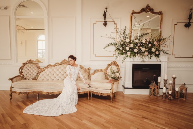Elegant & Romantic Styled Bridal Shoot in Newport Venue Finishing at Jamestown Cliffs_Harlow & Stone Studios_HSS2618_big