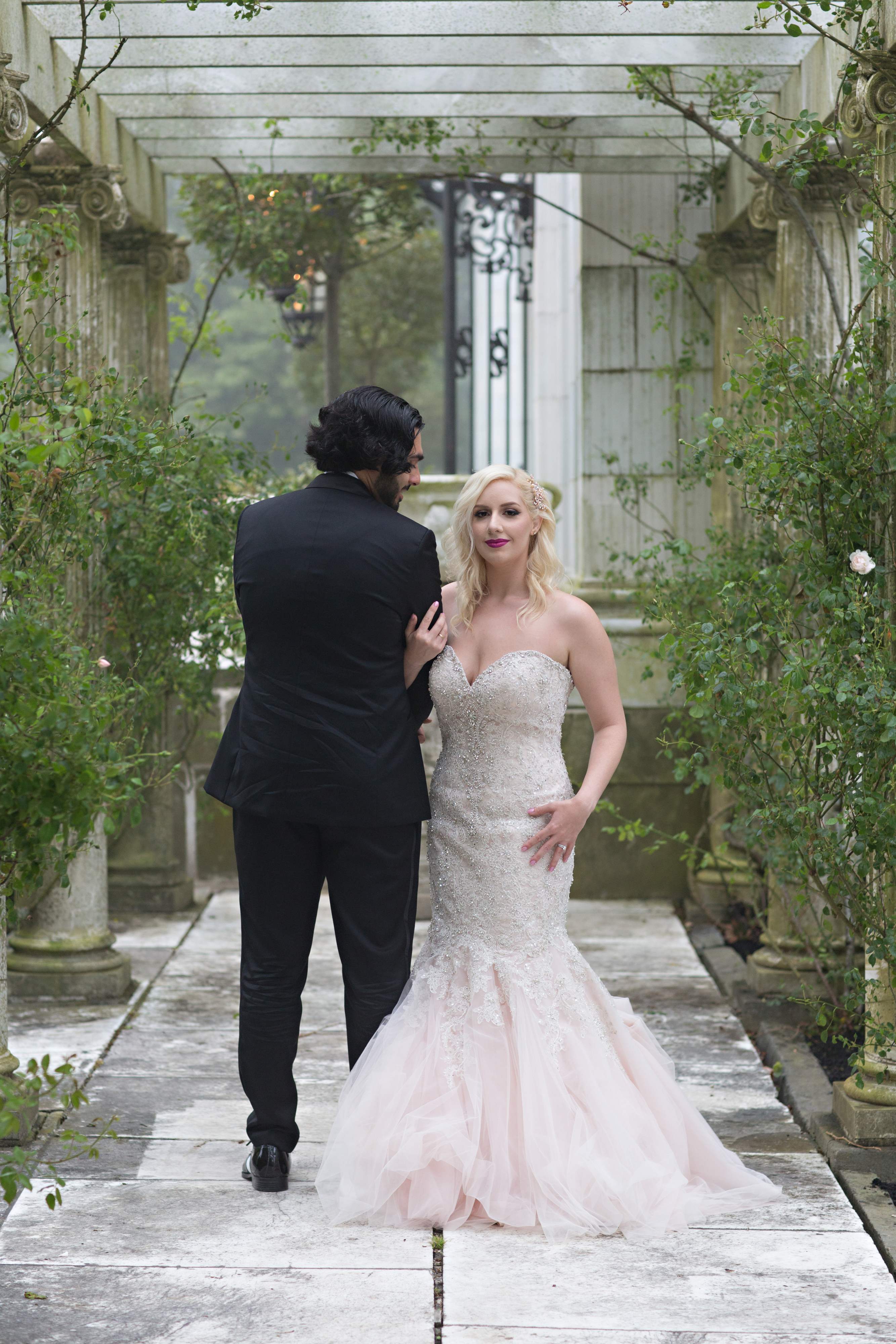 Adriana and Elie's Blush Toned Rosecliff Wedding on The Newport Bride a Rhode Island Wedding Blog