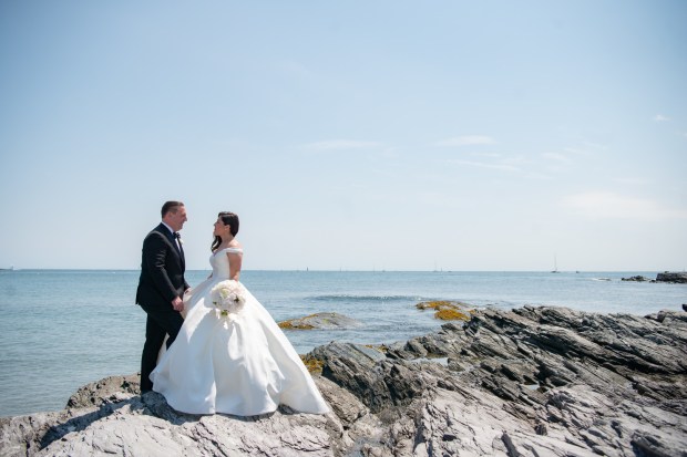 Jason_Stacy_dani_big. fine photography & image studio_STACYJASONDANIFINEWEDDINGSCASTLEHILLINBOHLINNEWPORTRHODEISLAND0213