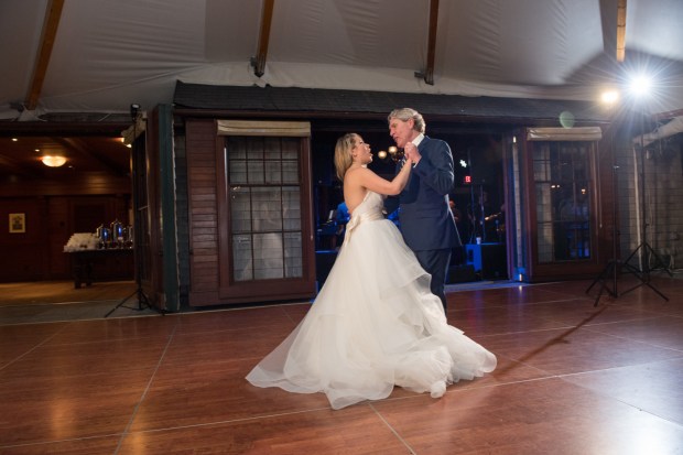 Dusel_Dusel_TwoAdventurousSouls_091418PaigeStephenwedding654_big